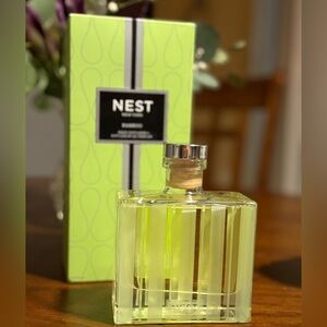 NEST Fragrances Lime Green Reed Diffuser